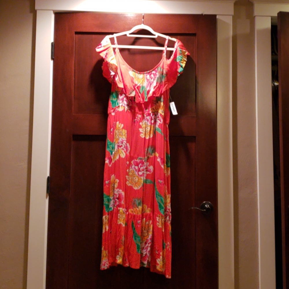 Sexy, off shoulder OLD Navy XL dress 😍